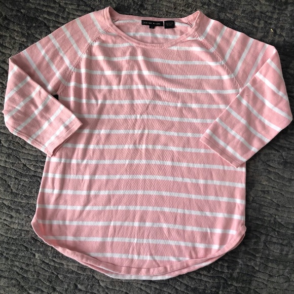 Sale: 5 for $10 - Jeanne Pierre lightweight sweater - Picture 1 of 4